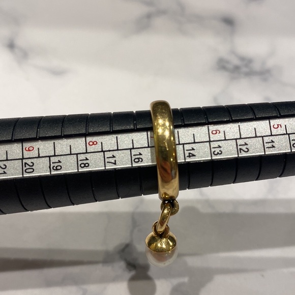 Tiffany & Co. Fascination Pearl 18k Yellow Gold Drop Charm Band Ring - Picture 10 of 10